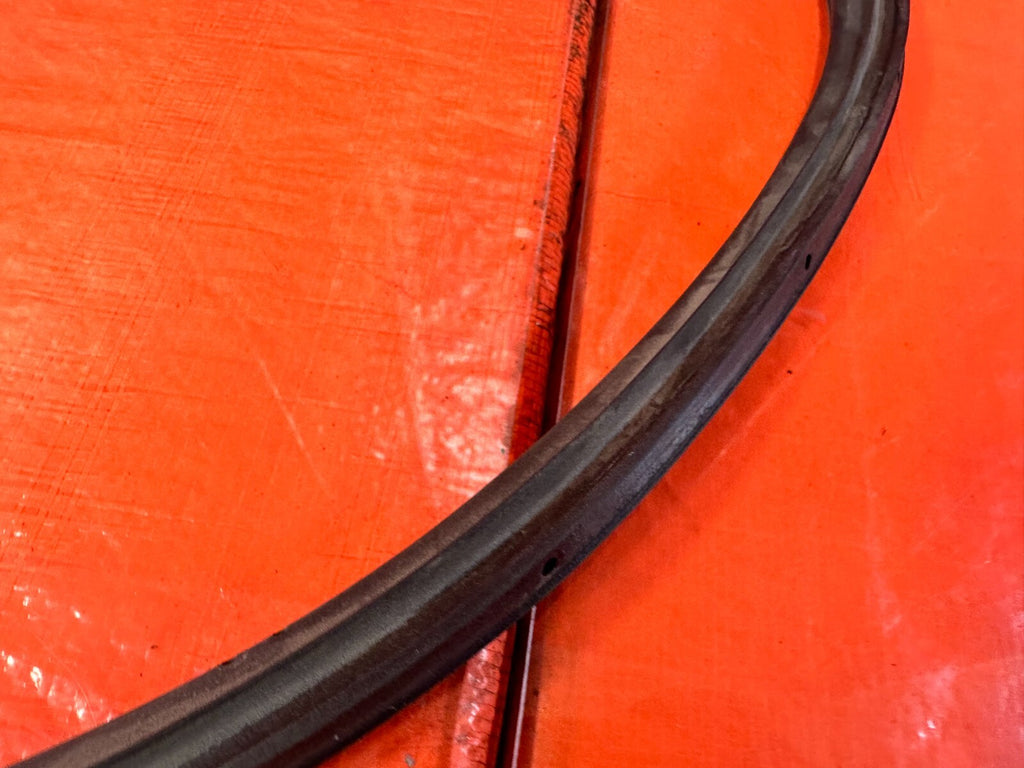 08 14 SUBARU IMPREZA WRX WAGON PASSENGER RIGHT FRONT DOOR WEATHER STRIP GASKET6