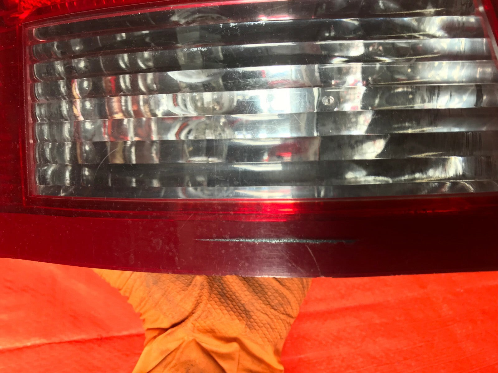 OEM 2005 2006 2007 CHRYSLER 300   BASE MODEL   TAIL LIGHT LAMP 05 06 072