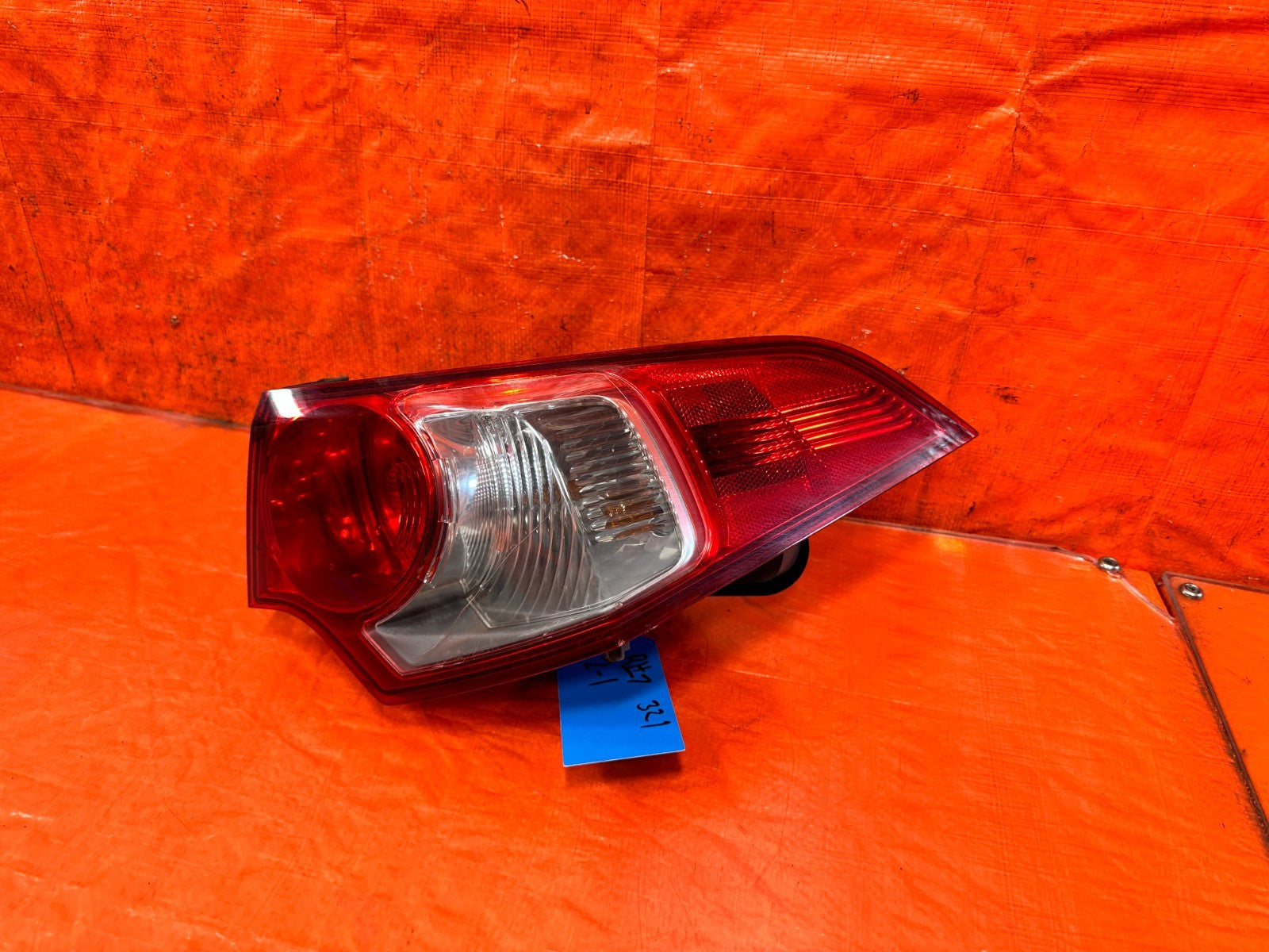 09 10 ACURA TSX   PASSENGER RIGHT TAIL LIGHT TAIL LAMP OUTER QUARTER PANEL OEM0