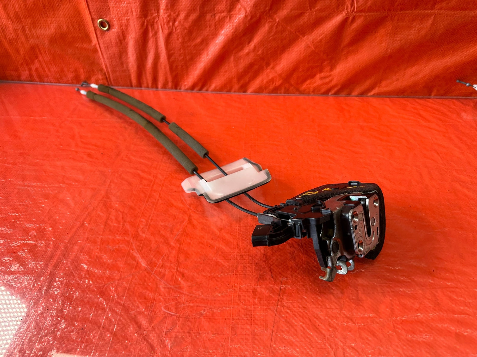 07 13 INFINITI G35 G37 SEDAN   DOOR LOCK ACTUATOR PASSENGER RIGHT FRONT OEM #1920