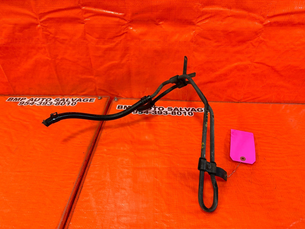 95 97 TOYOTA TACOMA   4 CYL 2.4L & 2.7L   POWER STEERING OIL COOLER LINE OEM 2498