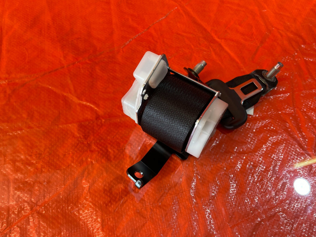 D16 20 HONDA CIVIC 2D COUPE   EX LX SI TOURING   RIGHT REAR SEAT BELT   OEM OE4