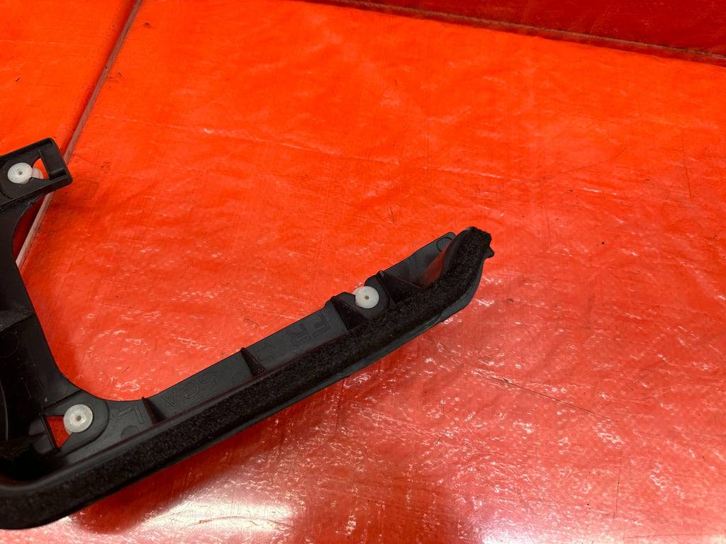 2018 18 INFINITI Q60 RED SPORT   PLASTIC FENDER BRACKET   LK40 5651   OEM #2004