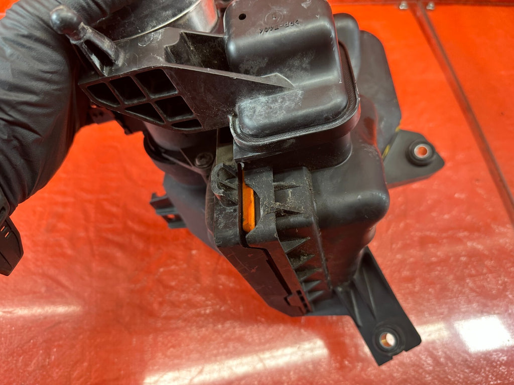 16 20 INFINITI Q50 Q60 3.0L COMPLETE AIR INTAKE HOUSING W/ INLET DUCT ARM LEFT L16