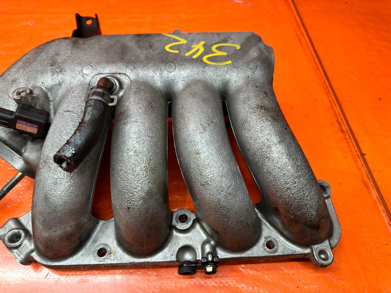 04-05 ACURA TSX 4D 2.4L K24A2 RBB OUTER ALUMINUM INTAKE MANIFOLD PLENUM OEM #3427