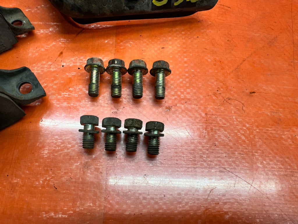 97 01 HONDA PRELUDE 2.2L REAR SWAY STABILIZER BAR BRACKETS BOLTS OEM #3366