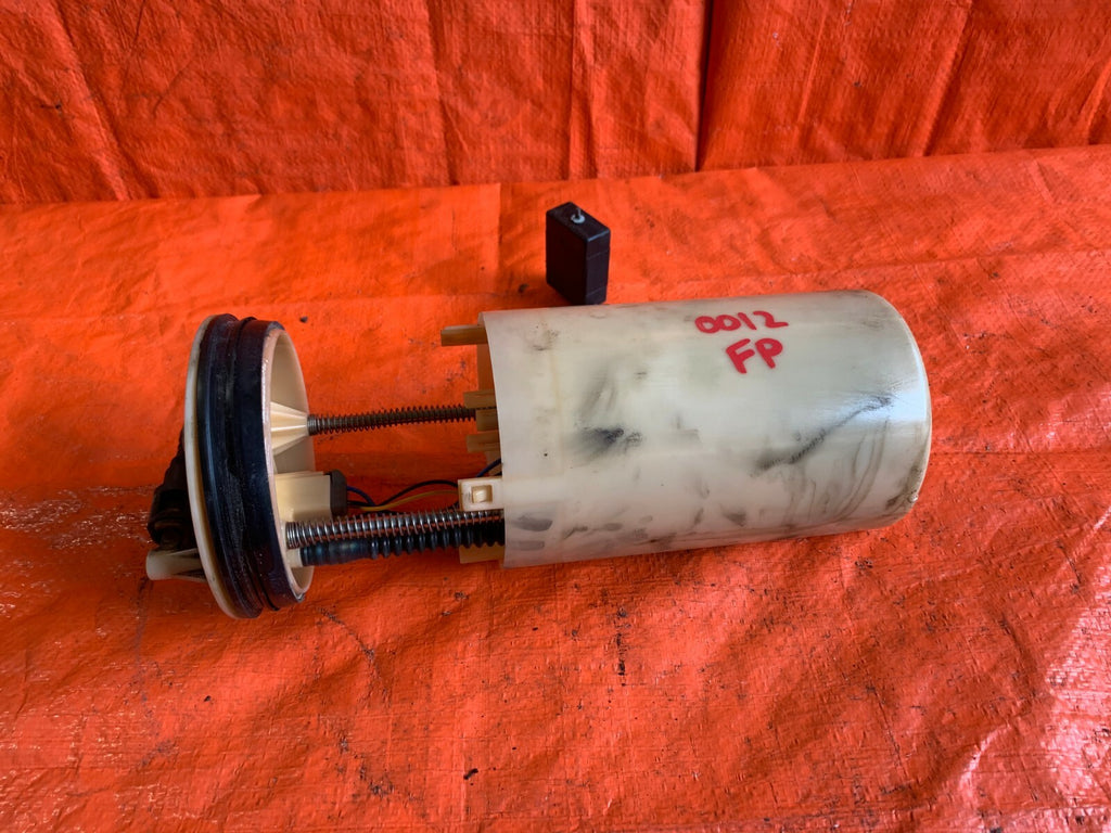 OEM 2006 06 HONDA ACCORD LX SEDAN   4 CYLINDER GAS FUEL PUMP UNIT COMPLETE7