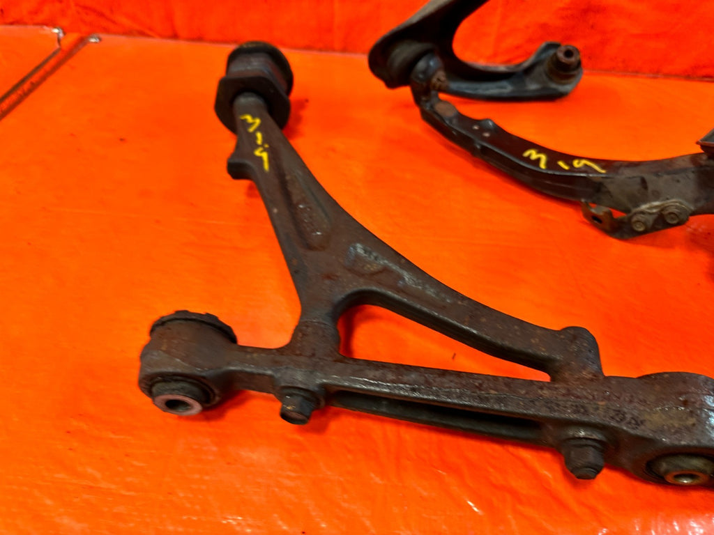 96 00 HONDA CIVIC DRIVER LEFT FRONT SPINDLE KNUCK HUB & CONTROL ARMS   OEM #3199