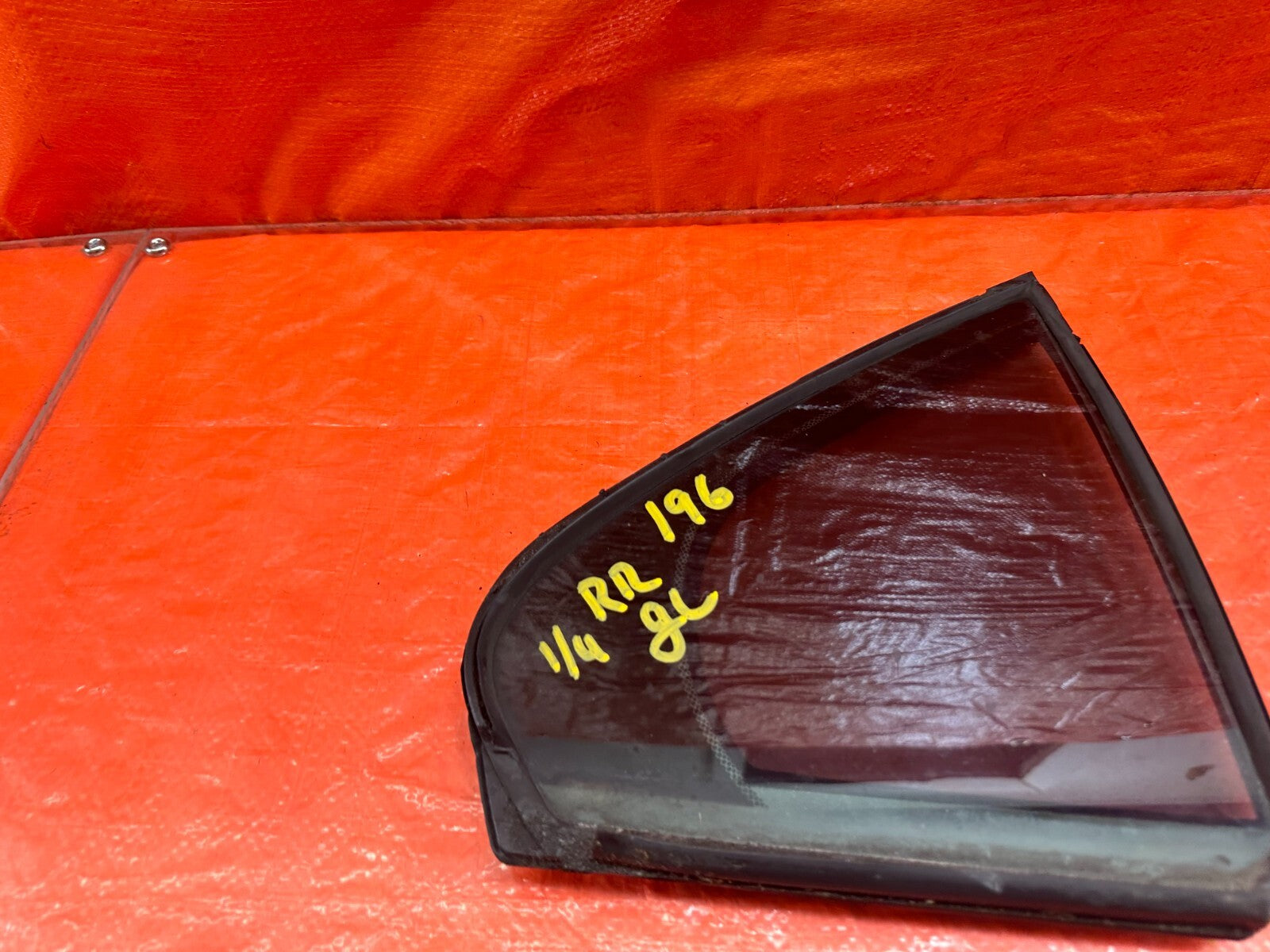04 08 ACURA TSX   PASSENGER RIGHT REAR   DOOR VENT GLASS   OEM FACTORY #1964