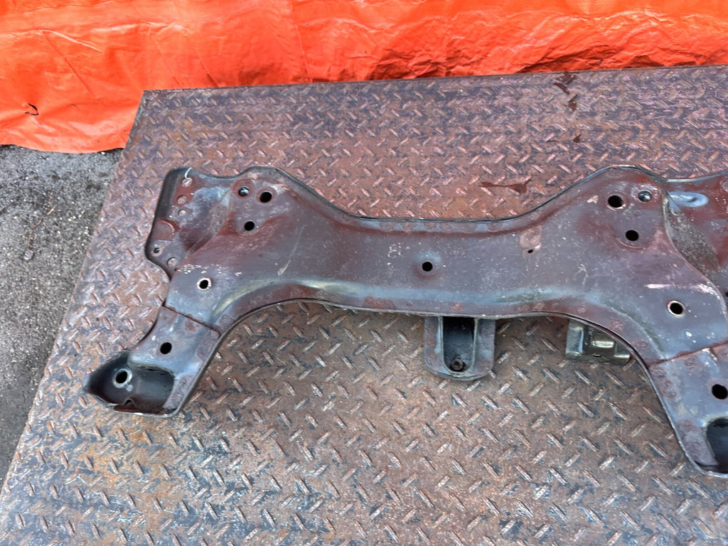 94 01 ACURA INTEGRA   FRONT SUBFRAME CROSSMEMBER SUB FRAME ENGINE CRADLE OEM 28110
