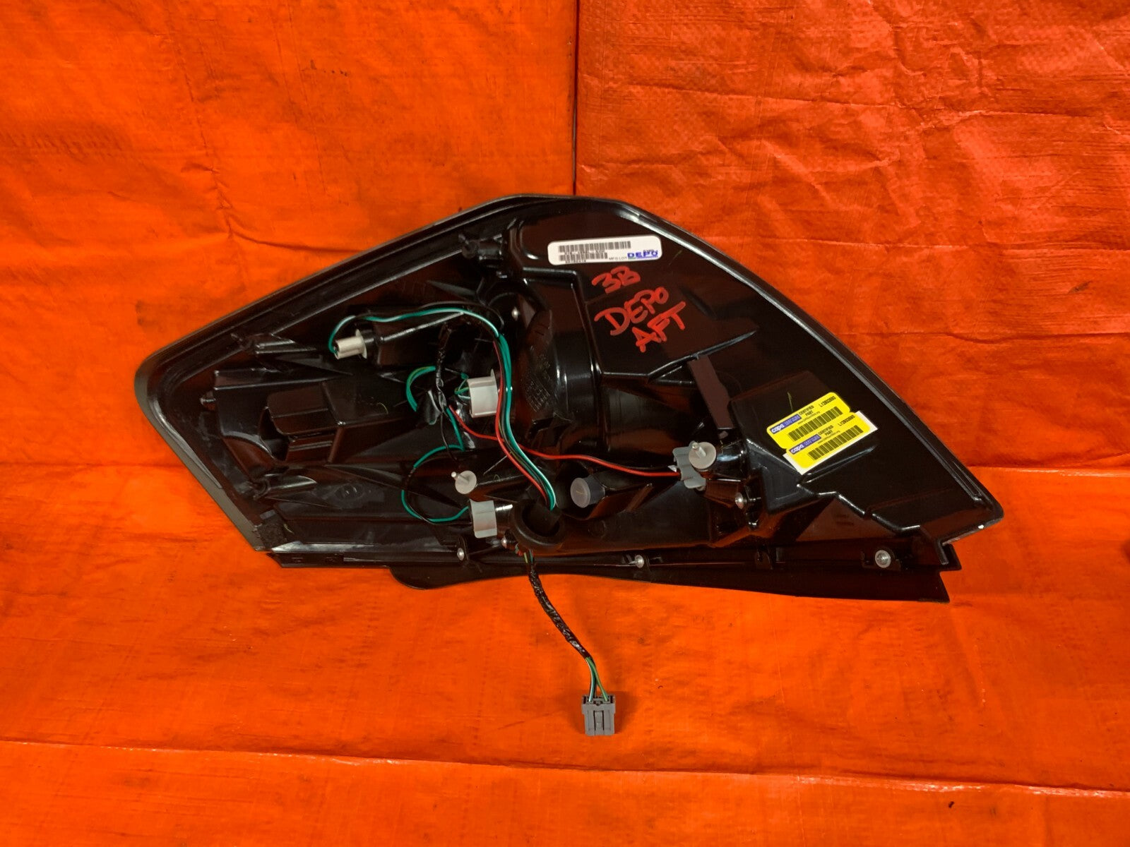 10 12 NISSAN ALTIMA   SEDAN MODEL ONLY   PASSENGER RIGHT TAIL LIGHT LAMP R RH6
