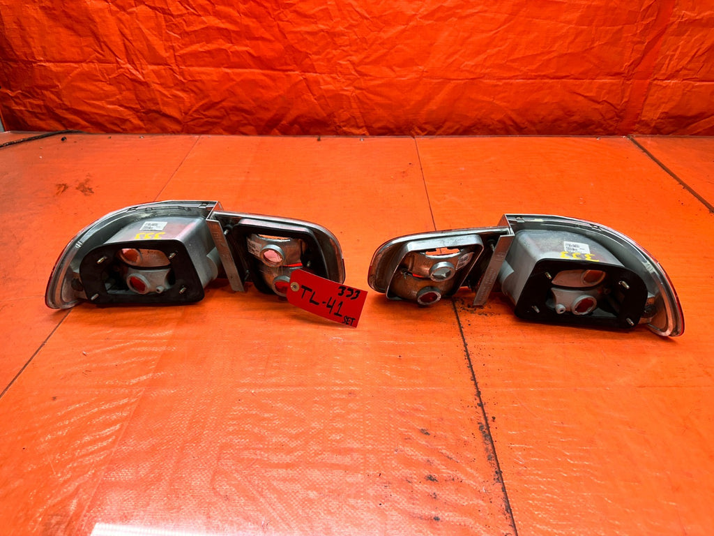 92 95 HONDA CIVIC 2D COUPE   50/50 RED CLEAR TAIL LIGHTS LAMP SET   OEM #33310