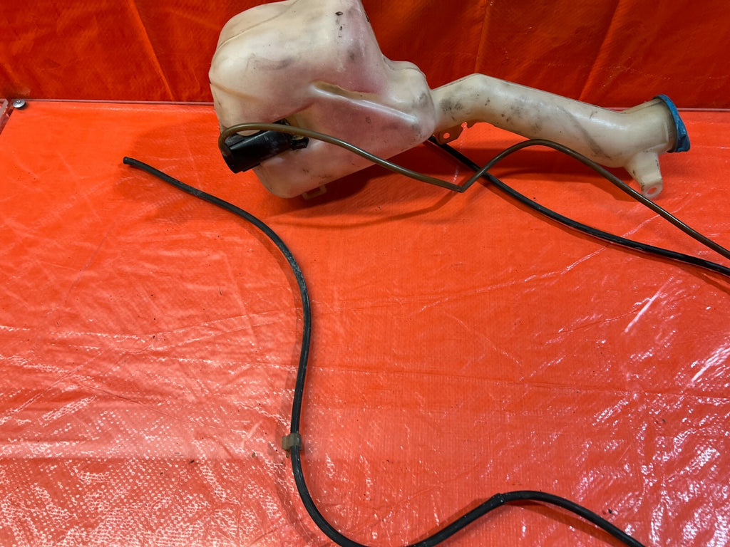 96 00 HONDA CIVIC WINDSHIELD WIPER RESERVOIR TANK W/ MOTOR & CAP & LINES OEM #976