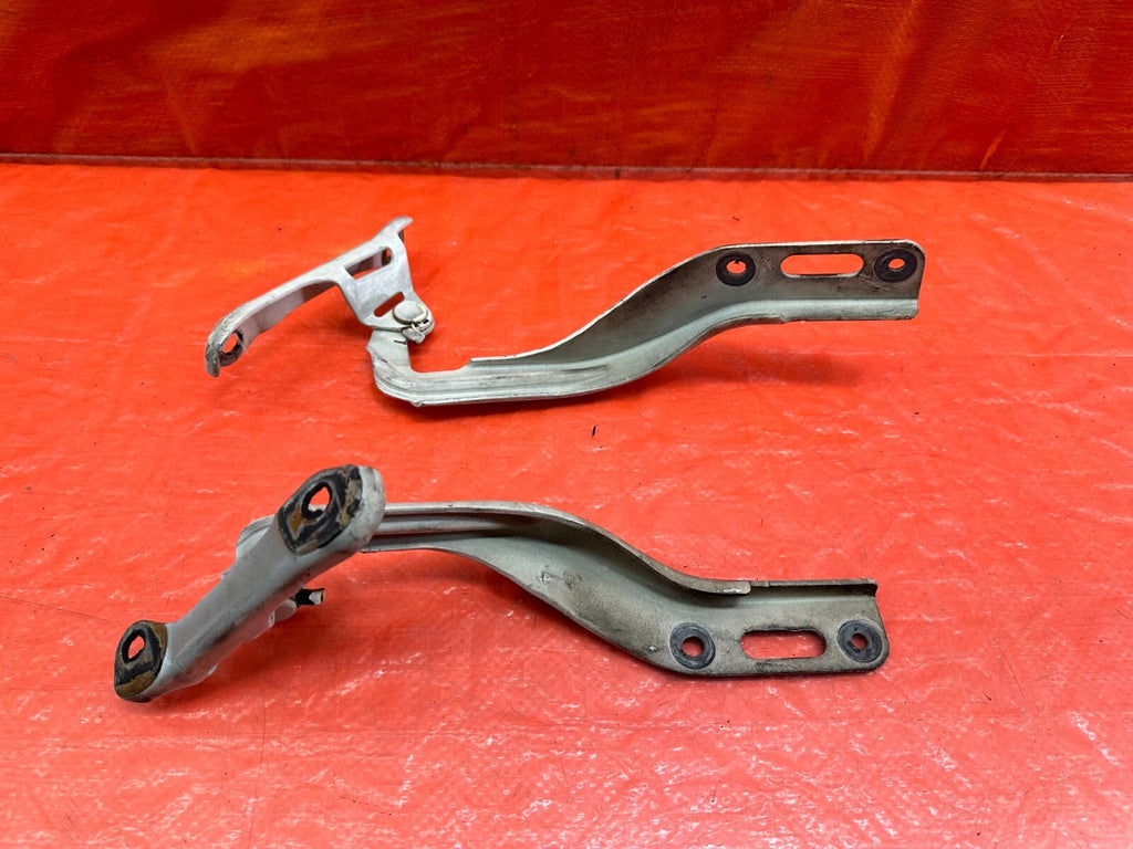 06 11 HONDA CIVIC   HOOD HINGES   DRIVER LEFT PASSENGER RIGHT HINGES OEM 2200
