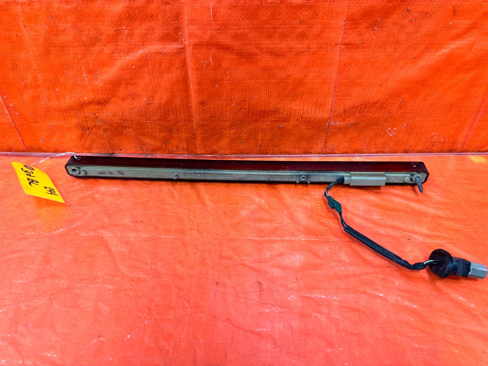 93 97 HONDA DEL SOL   THIRD 3RD BRAKE LIGHT HIGH MOUNT STOP LAMP   OEM #2948