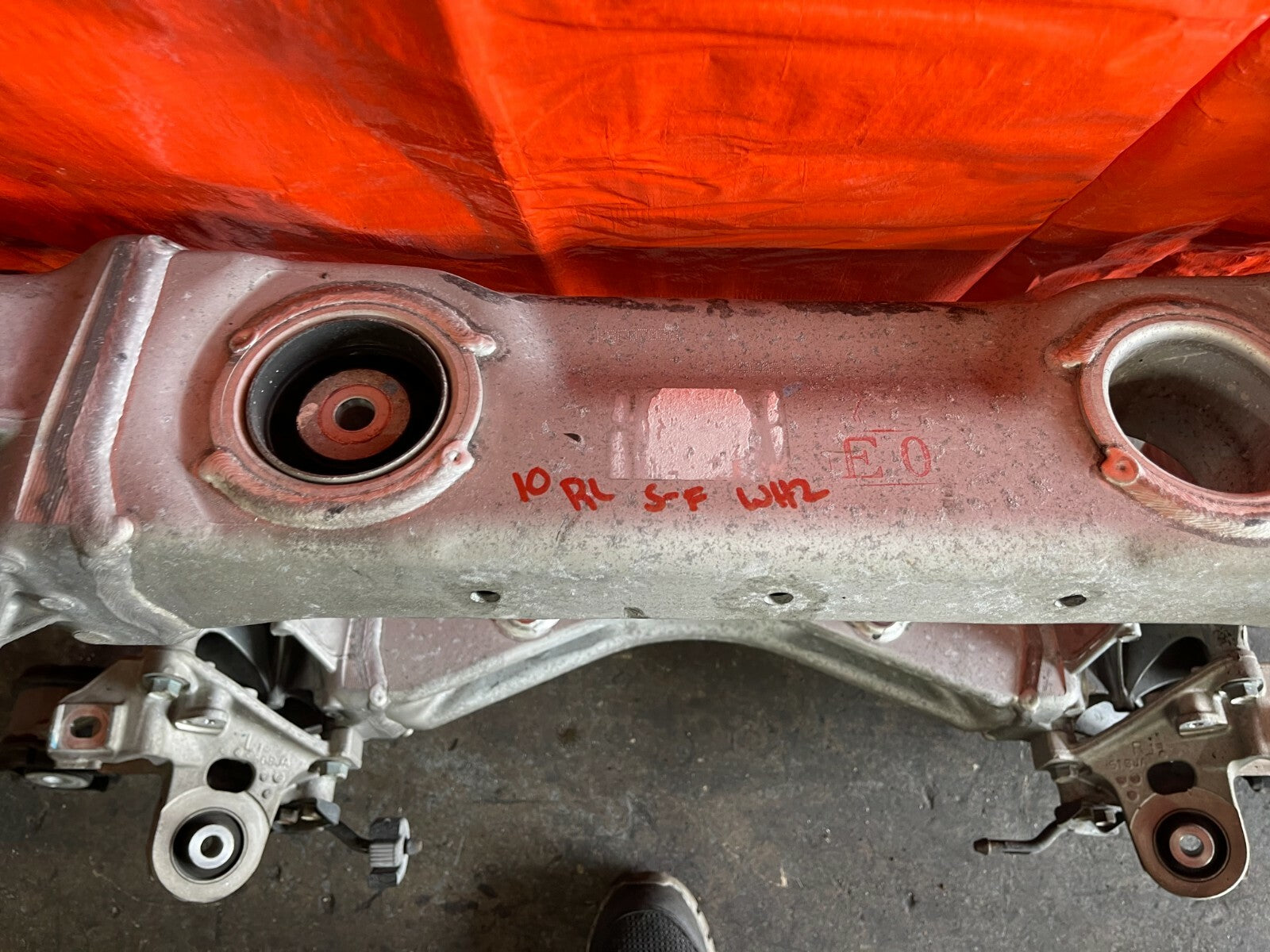 09 12 ACURA RL   REAR   CROSS MEMBER K FRAME SUB FRAME CRADLE   50300 SJA E02 9