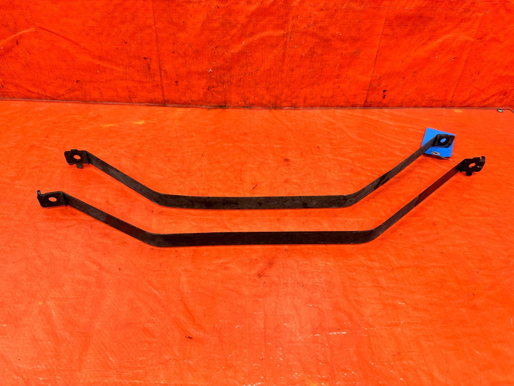 04 08 ACURA TSX   GASOLINE GAS FUEL TANK STRAP SET STRAPS SUPPORTS   OEM #3046