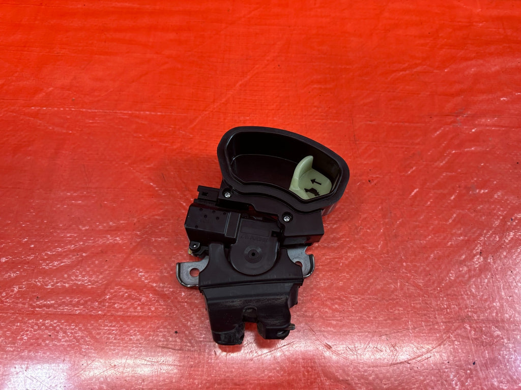 08 15 LANCER EVOLUTION X EVO 10   TRUNK LID LATCH LOCK ACTUATOR   OEM #2060