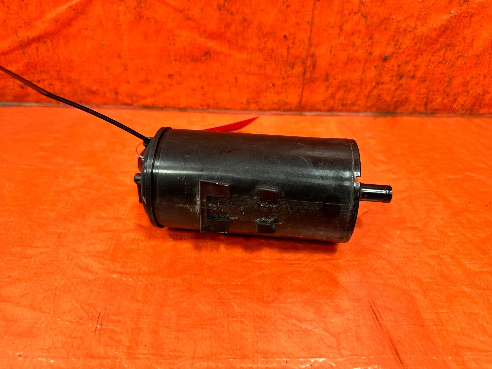 90 91 HONDA CIVIC HATCHBACK   FUEL VAPOR CHARCOAL EVAP TANK CANISTER   OEM #3256