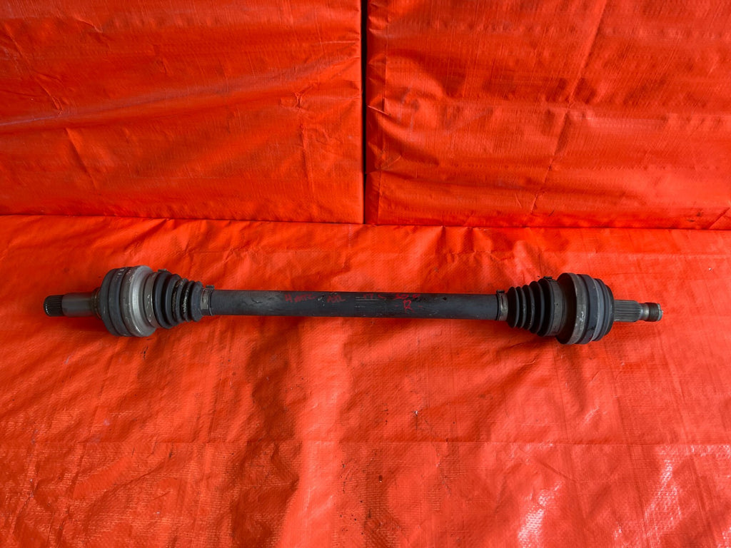15 17 MERCEDES BENZ C300   4MATIC   PASSENGER RIGHT REAR AXLE DRIVE SHAFT   OEM0