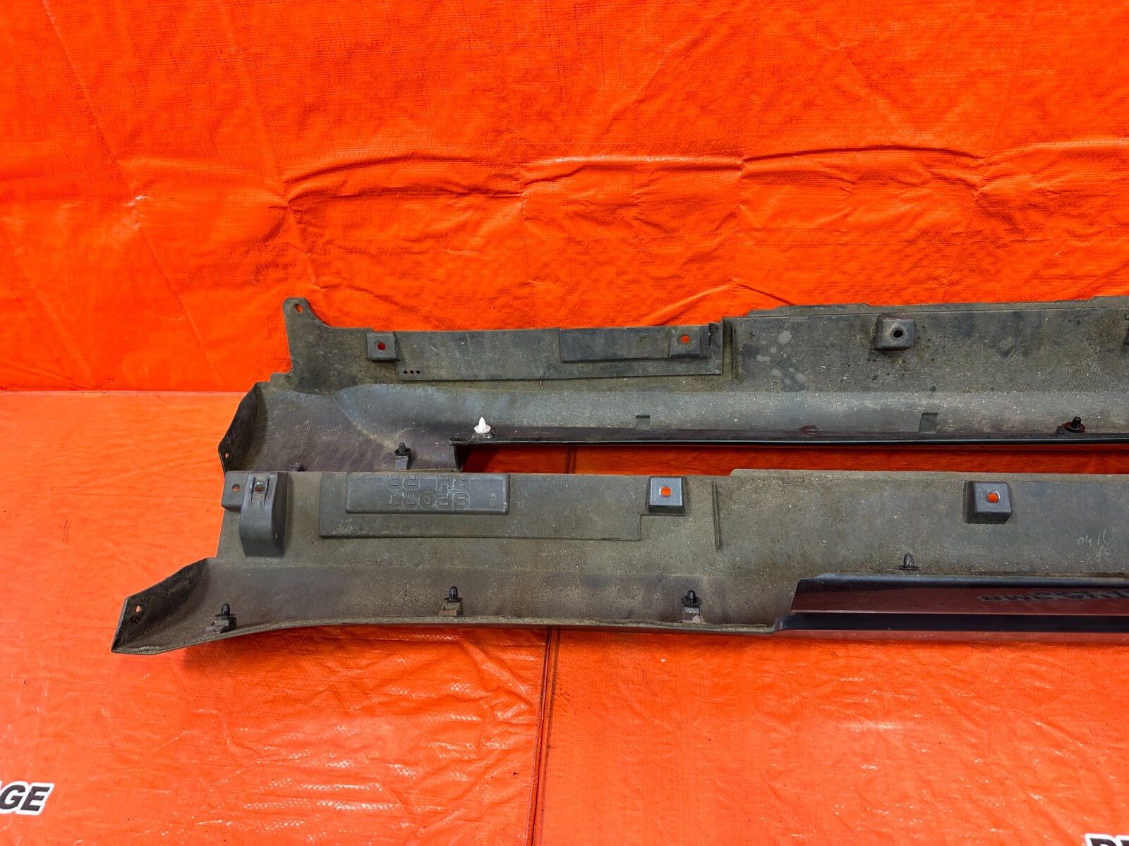2008 INFINTI G37 COUPE SPORT SIDE SKIRT ROCKER MOLDING TRIM LEFT & RIGHT OEM 24818