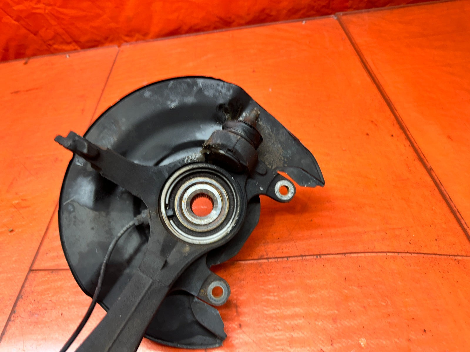 04-05 ACURA TSX 2.4L FRONT RIGHT PASSENGER SPINDLE KNUCKLE HUB OEM #33817