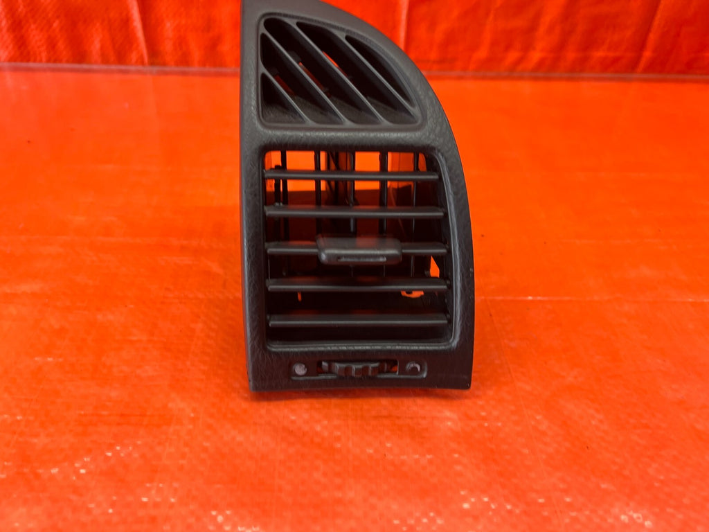 97 01 HONDA PRELUDE BASE & SH   PASSENGER RIGHT DASHBOARD DASH AC VENT OEM #1365