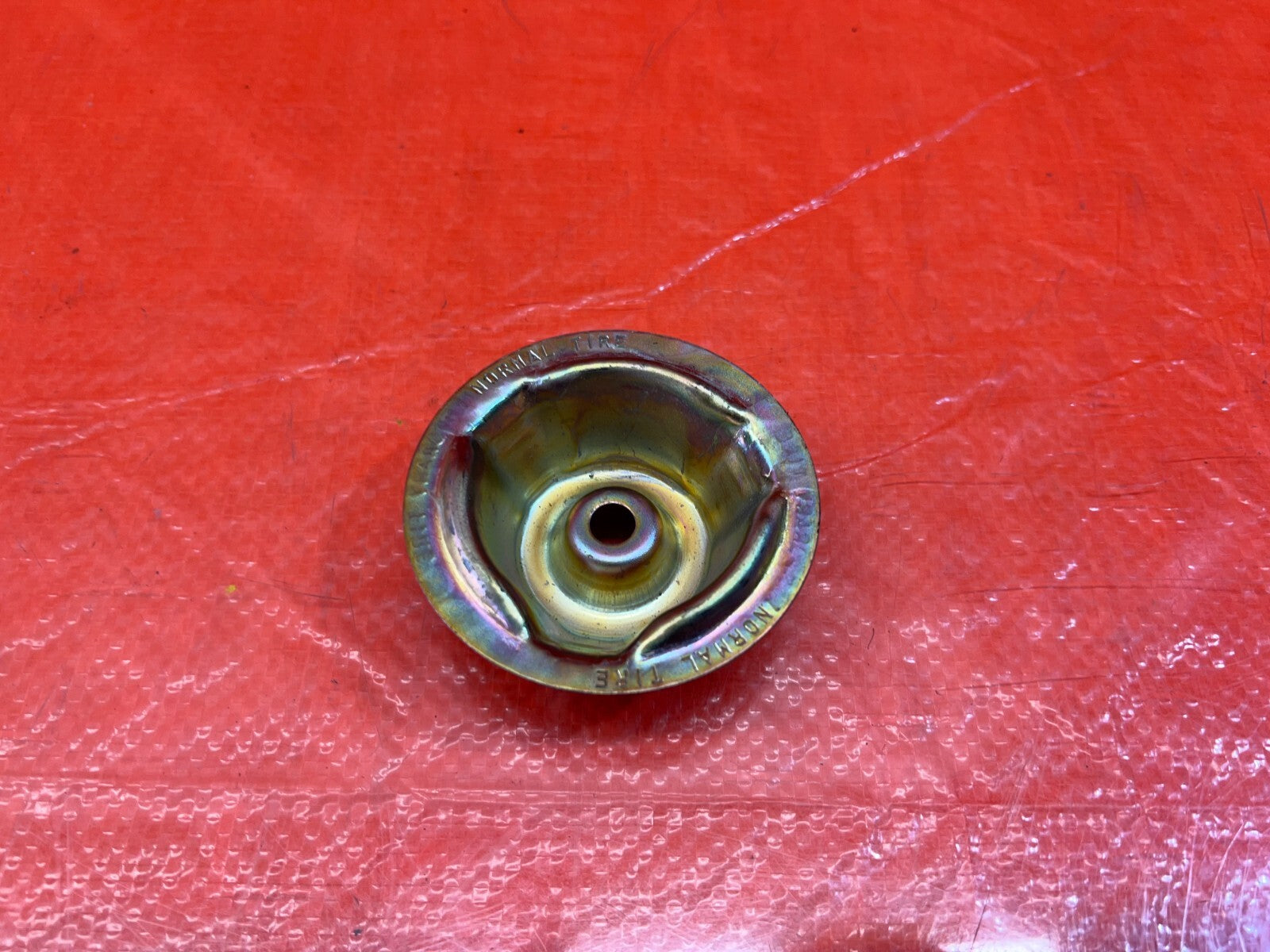 94 01 ACURA INTEGRA   SPARE TIRE TIE DOWN ANCHOR BOLT PLATE   OEM FACTORY #1523