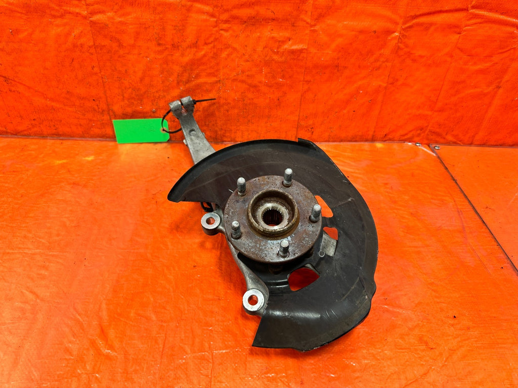 16 24 INFINITI Q50 AWD ALL WHEEL DRIVE   RIGHT FRONT SPINDLE KNUCKLE HUB OEM 3161