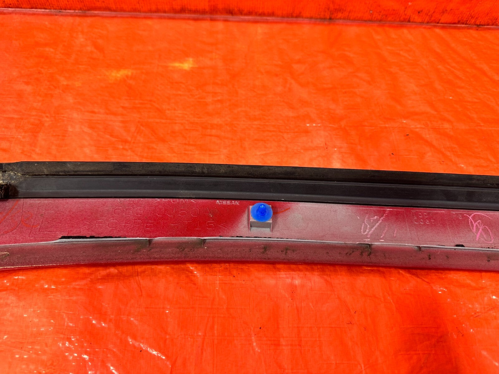 09 15 INFINITI G37 CONVERTIBLE   DRIVER LEFT EXTERIOR A PILLAR TRIM   OEM #2787