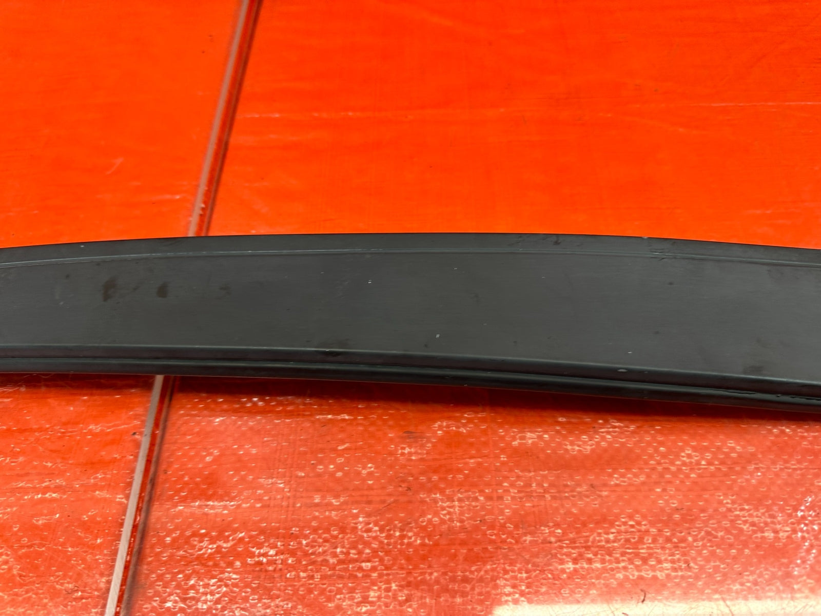 95 98 HONDA ODYSSEY   DRIVER LEFT REAR DOOR SASH TRIM   OEM FACTORY #1935