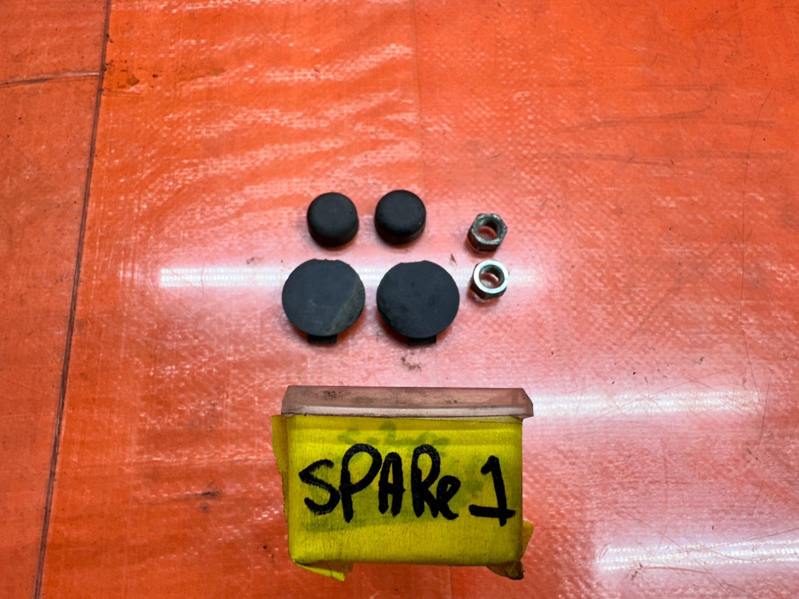 13 15 HONDA CIVIC SI 4D FRONT WINDSHIELD WIPER ARM NUTS CAPS HARDWARE OEM 3340