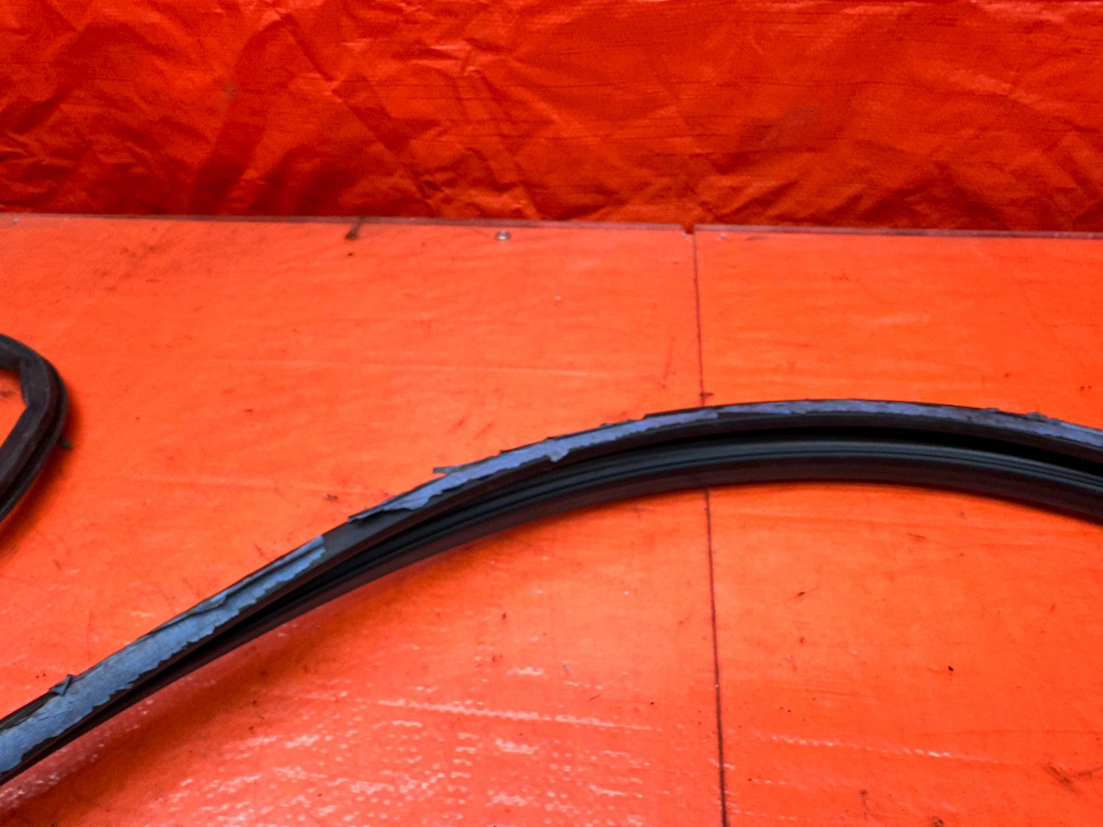 92 96 HONDA PRELUDE RIGHT DOOR WEATHERSTRIP SEAL OEM #33216