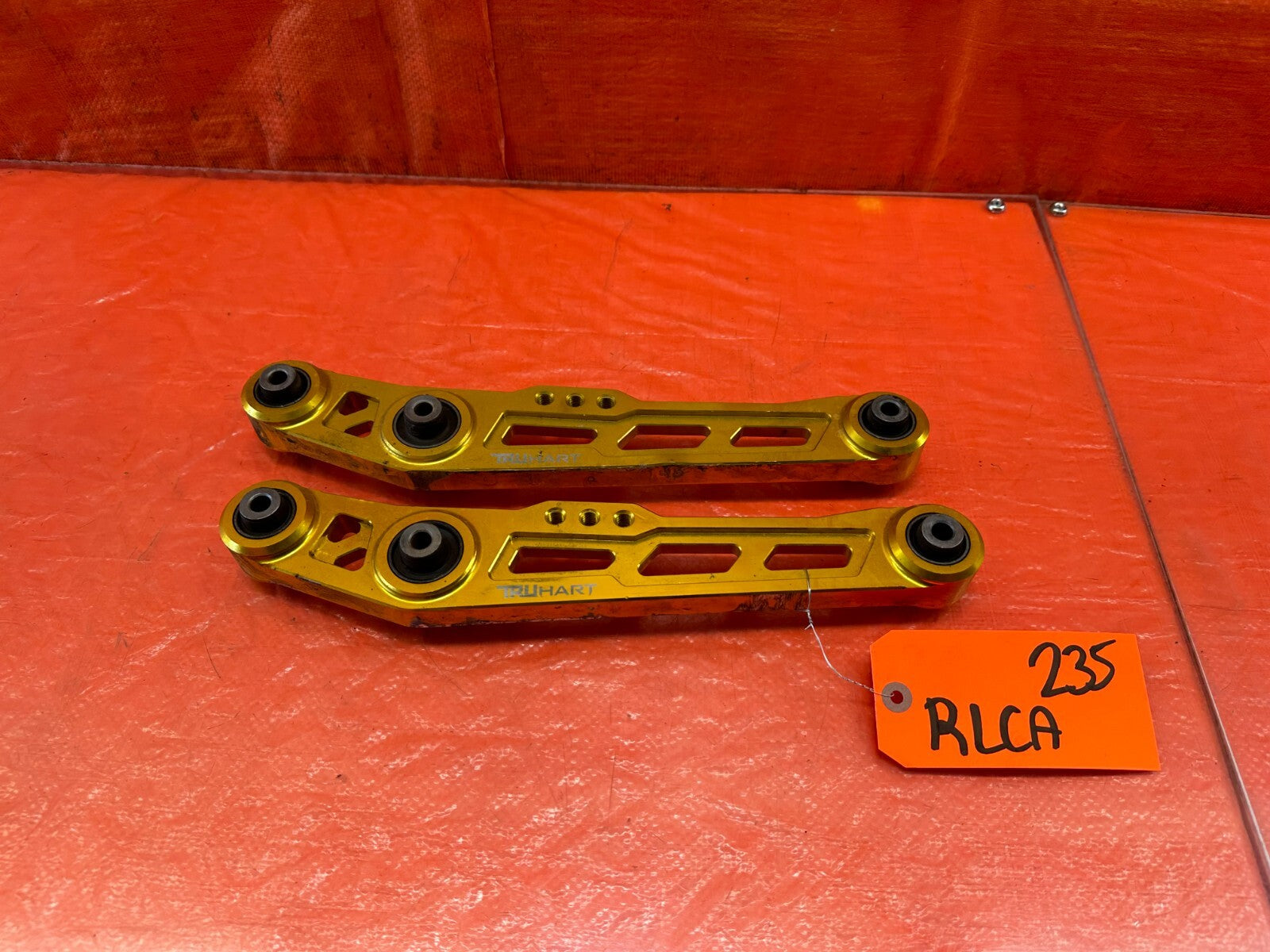 92 94 HONDA CIVIC   TRUHART REAR LOWER CONTROL ARMS   LEFT & RIGHT   GOLD   #2350