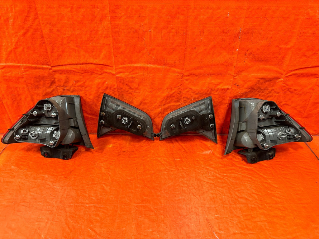 06-08 HONDA CIVIC - 4 DOOR SEDAN COMPLET TAIL LIGHT TAIL LAMP SET ALL 4 OEM 30011