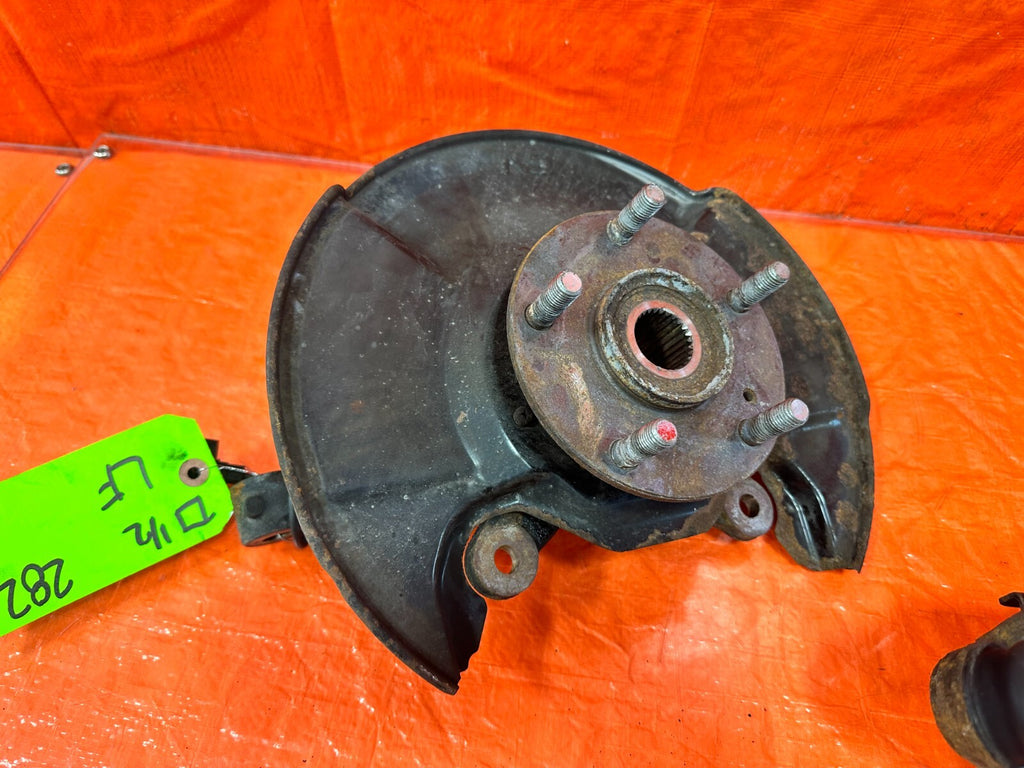06 11 HONDA CIVIC SI   DRIVER LEFT FRONT SPINDLE KNUCKLE HUB 36MM   OEM OE #2825