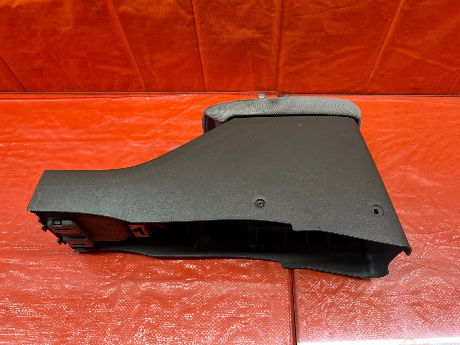 94 01 ACURA INTEGRA   ARM REST / CENTER CONSOLE STORAGE COMPARTMENT TAN OEM #1597