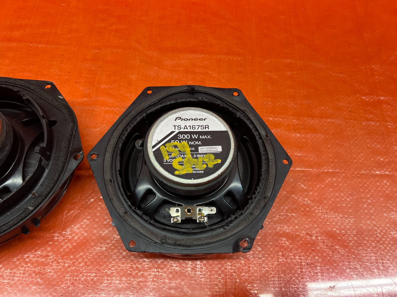 PIONEER BRAND TS A1675R SPEAKER SET OF 2 TWO   USED SPEAKER SET / PAIR #1546