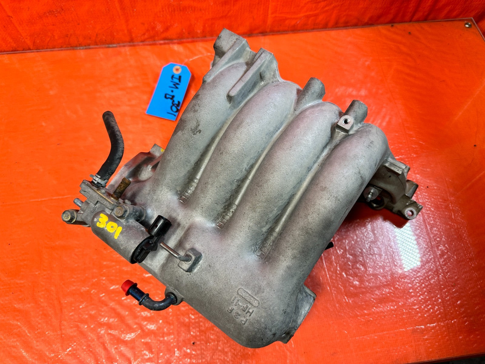97 98 HONDA CR V CRV   B20   HIGH RISE   INTAKE MANIFOLD W/ IACV   OEM #3016