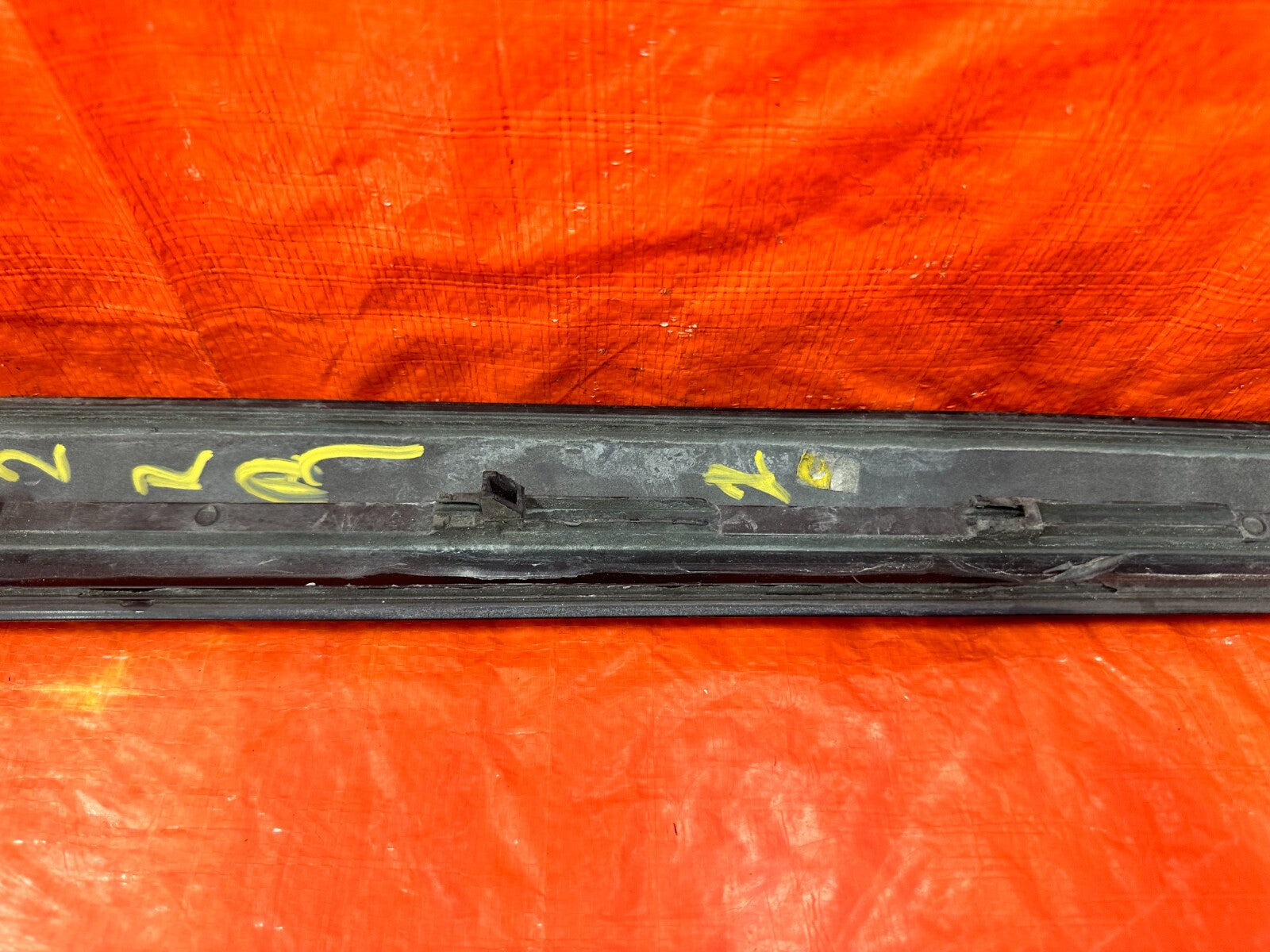 06 11 HONDA CIVIC SI 4D SEDAN   DOOR MOLDING IMPACT STRIP RIGHT REAR OEM #2826