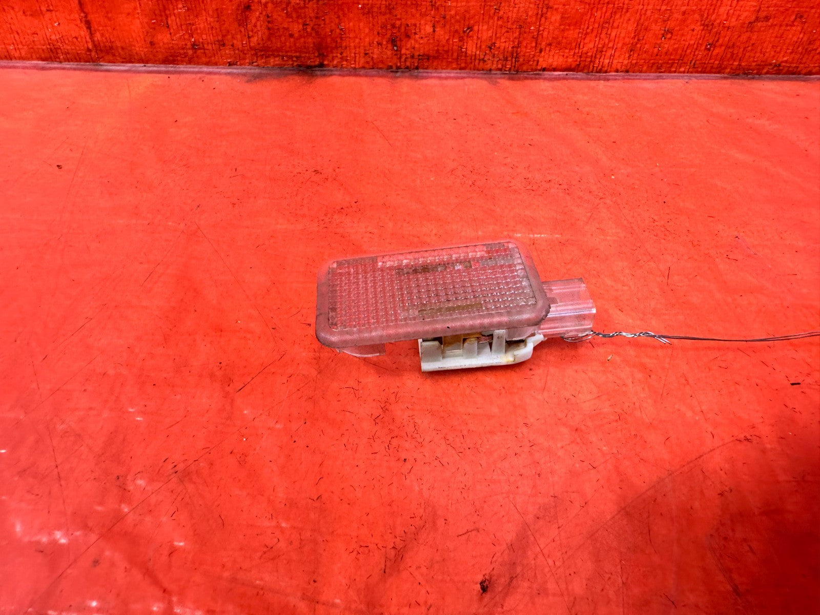 02 05 HONDA CIVIC SI EP3 HATCHBACK   REAR INTERIOR TRUNK LIGHT LAMP   OEM 3081