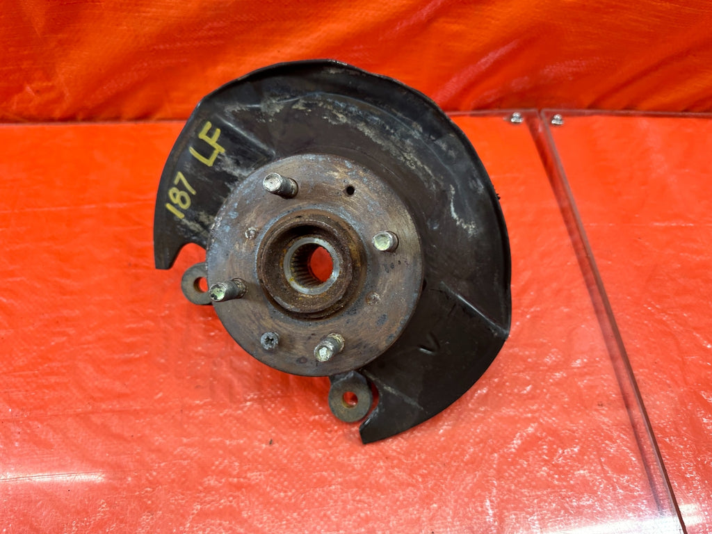02 03 HONDA CIVIC SI EP3   DRIVER LEFT FRONT SPINDLE KNUCKLE HUB   OEM #1879
