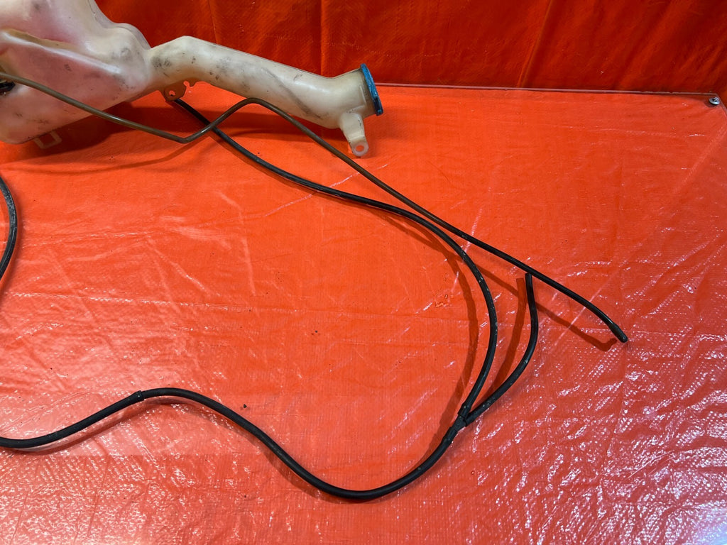 96 00 HONDA CIVIC WINDSHIELD WIPER RESERVOIR TANK W/ MOTOR & CAP & LINES OEM #977