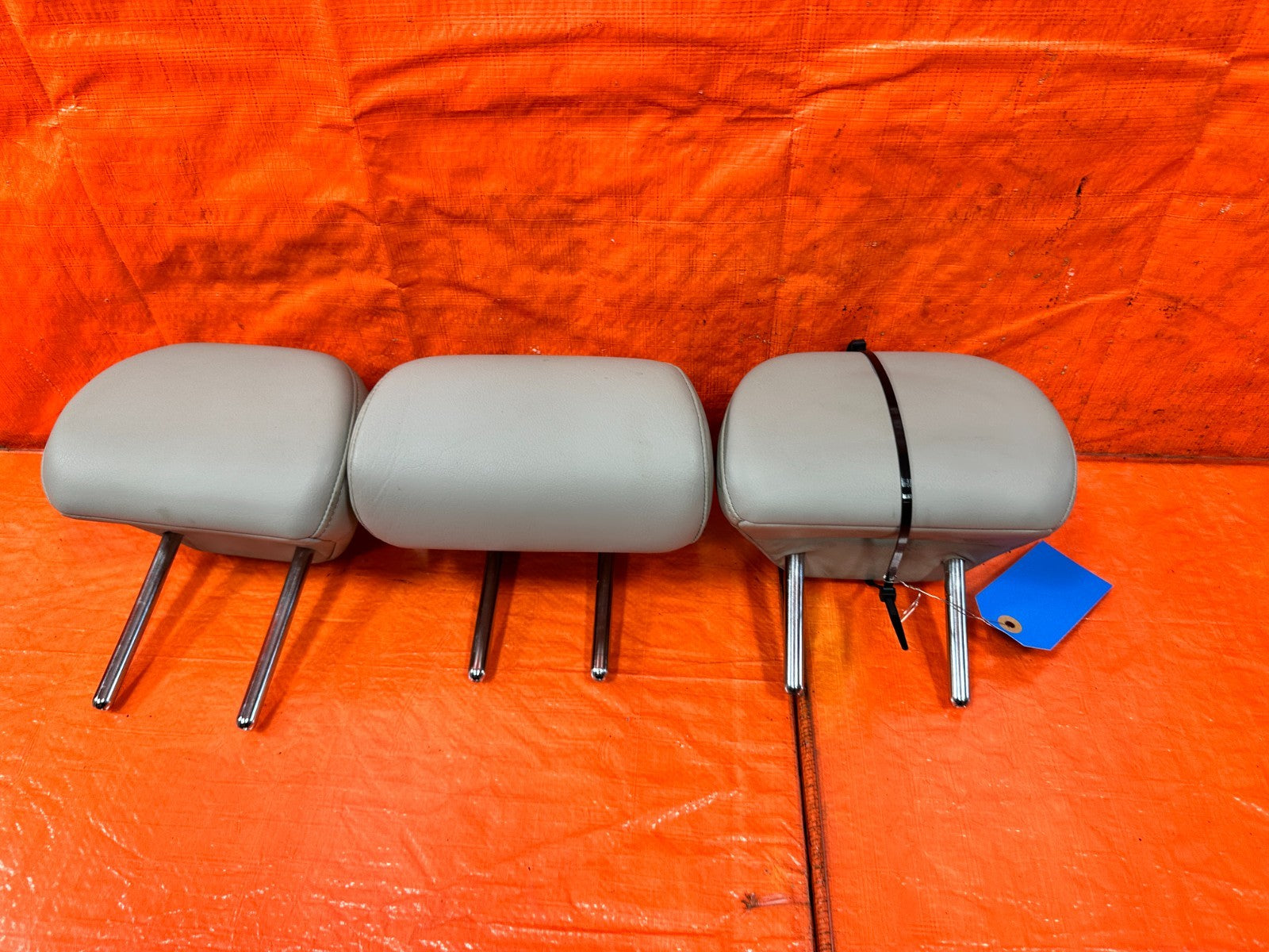 09 14 ACURA TSX   REAR SEAT HEAD REST   LEFT CENTER RIGHT   GRAY   OEM #3214