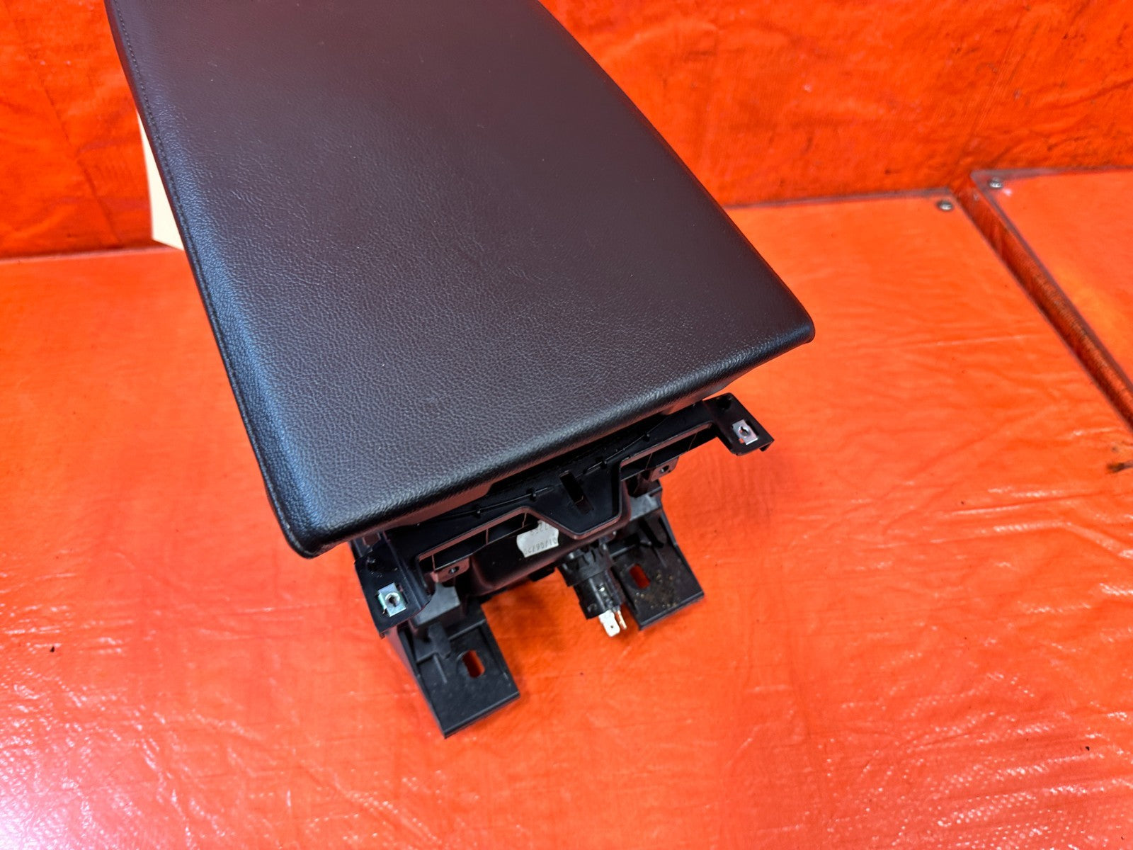 18 22 HONDA ACCORD   BLACK LEATHER ARM REST CENTER CONSOLE STORAGE OEM #3245