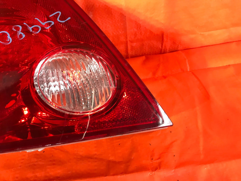 OEM 2005 2006 2007 CHEVROLET COBALT SEDAN DRIVER LEFT TAIL LIGHT LAMP 152778801