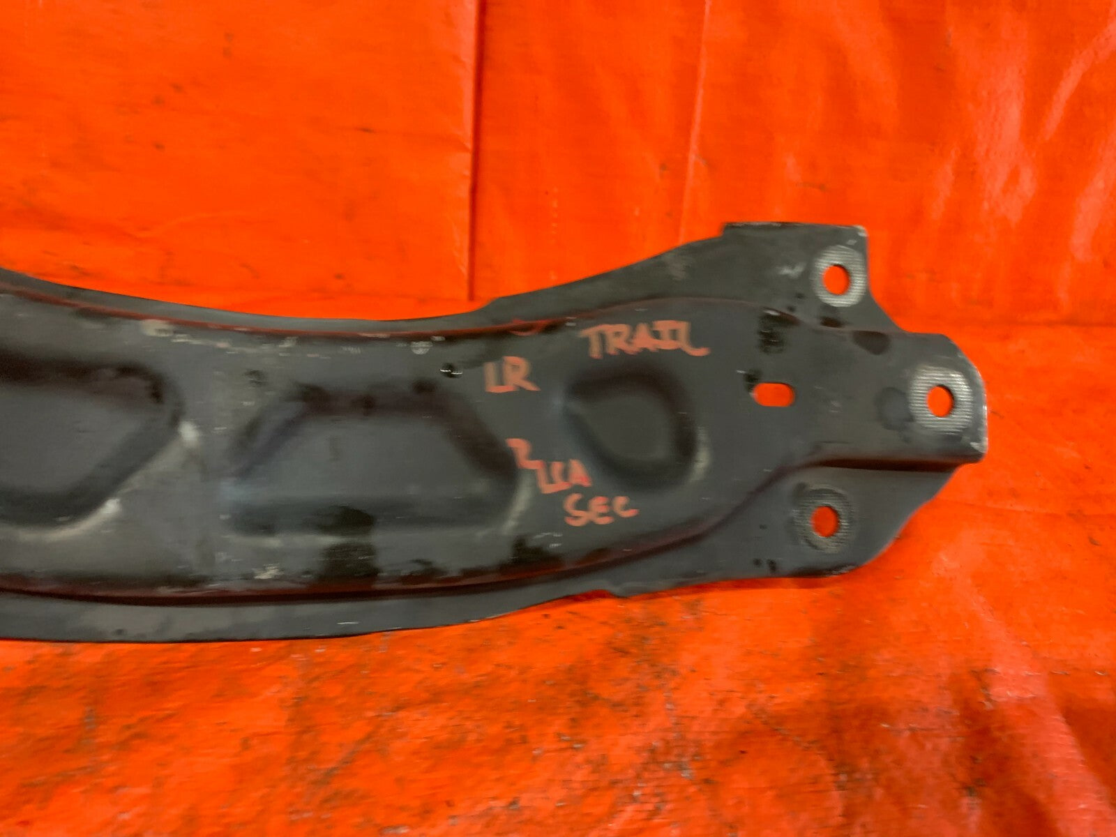 14 19 MERCEDES BENZ CLA 250   DRIVER LEFT REAR TRAILING CONTROL ARM   OEM OE3