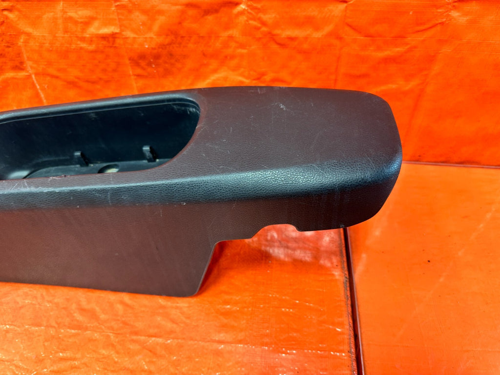 13 20 SUBARU BRZ   ARM REST / CENTER CONSOLE STORAGE COMPARTMENT   OEM #2931