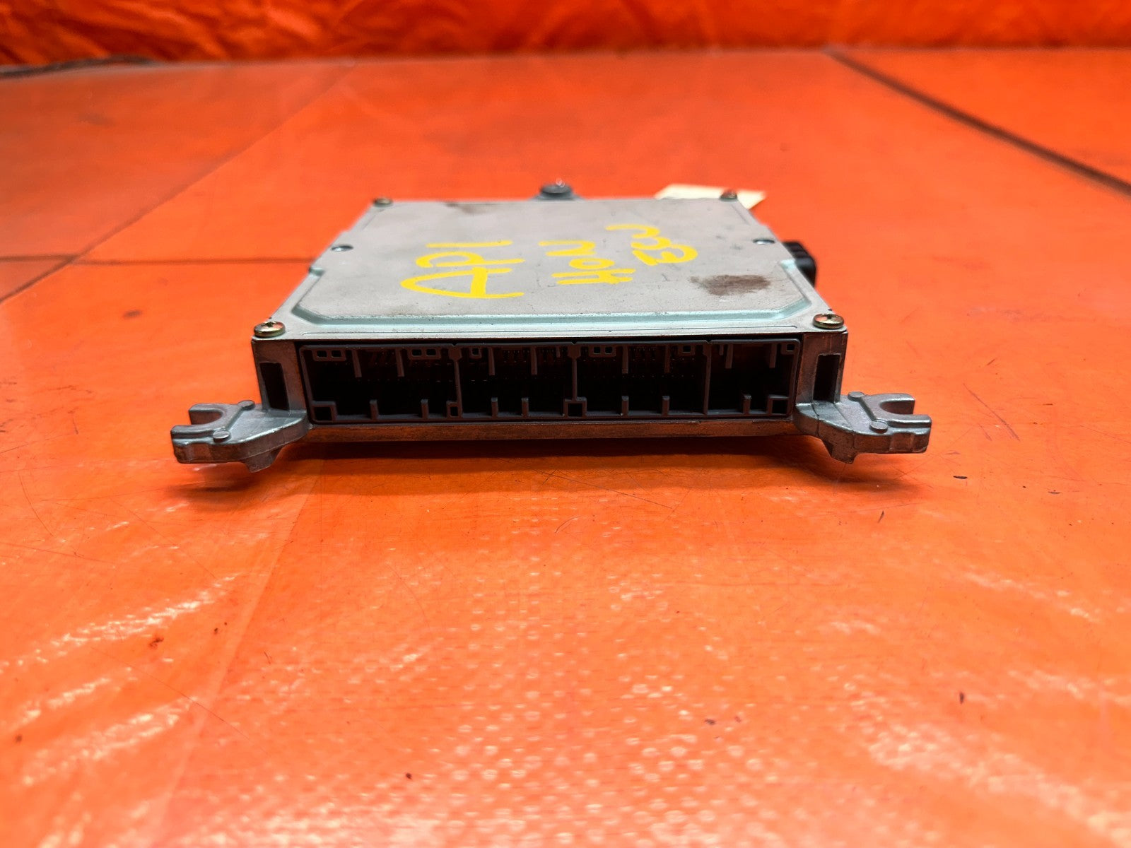2000-2003 HONDA S2000 AP1 2.0L F20C ENGINE CONTROL MODULE COMPUTER ECU 37820-PCX5
