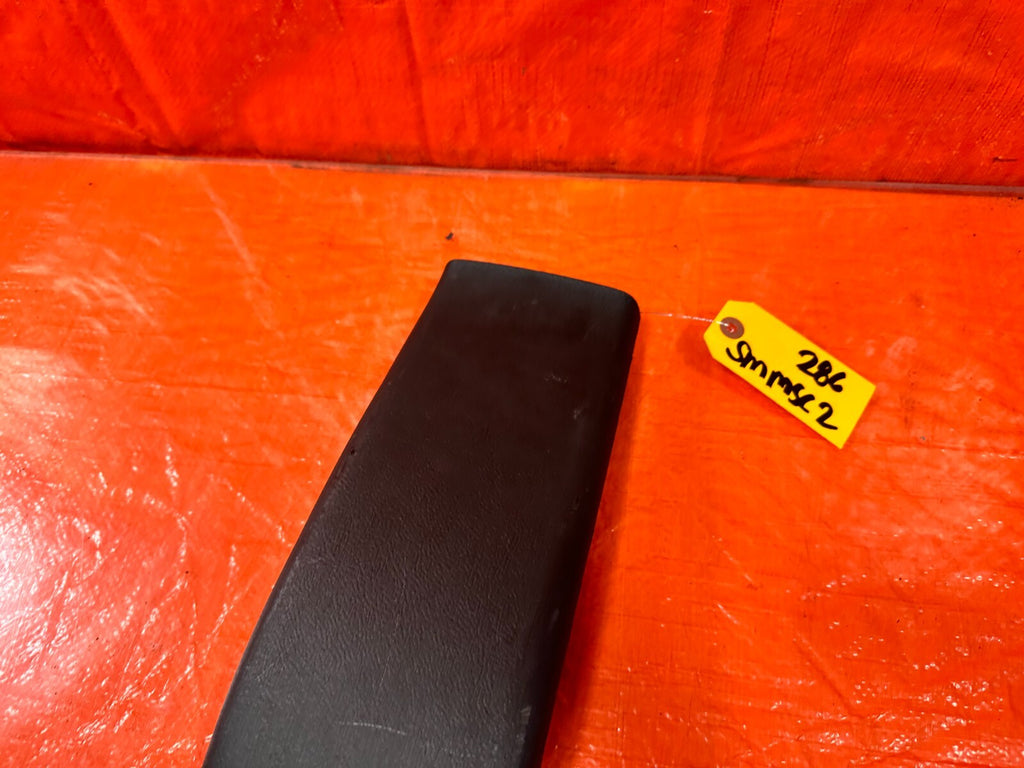 06 11 HONDA CIVIC SI   BEHIND THE BACK OF THE ARM REST REAR TRIM   OEM #2865